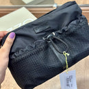 Bolsa Arezzo Pequena de Nylon A46050