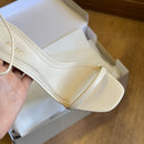 Sandália Arezzo Dourada Salto Baixo Ampulheta A136140001