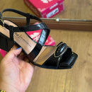 Sandália Dakota de Salto Bloco Detalhe Circular Y9753