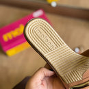 Sandália Rasteira Moleca Tira de Ouro 5558.105