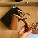 Sandália Vizzano Salto Bloco Tira Brilhosa 6472.215