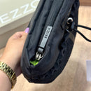 Bolsa Arezzo Pequena de Nylon A46050