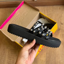 Sandália Moleca Papete com Bolinhas Douradas 5489.121